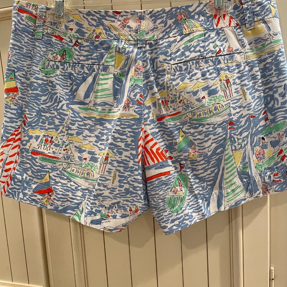 Lilly Pulitzer Callahan Nautical Sailboats Shorts Get Nauti Blue Size 10 - Picture 2 of 7
